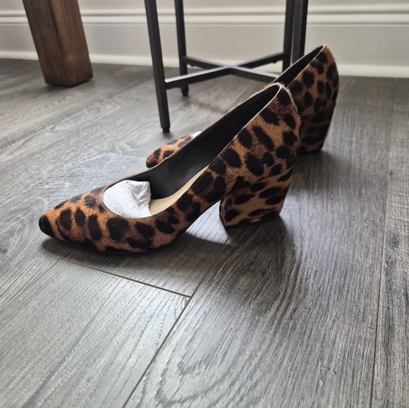 Botkier New York Leopard Print Calf Hair Pointed Toe Pumps Heels 7.5 - Picture 5 of 7